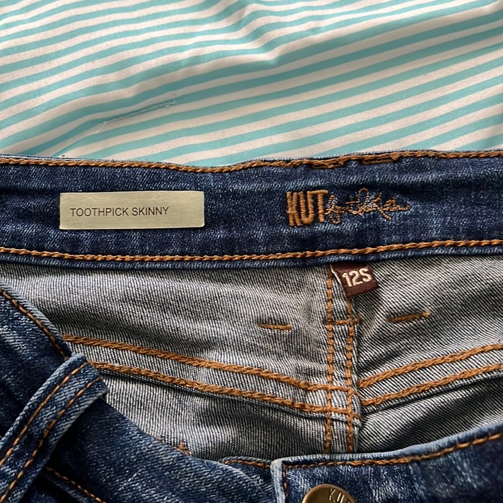 Size 12s Kut from the Kloth toothpick skinny jeans.